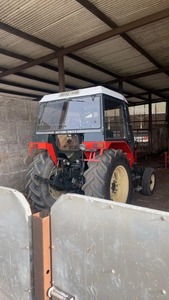 1988 Zetor 7211 Tracteur à pied avec moteur Deutz 80-100hp Tracteur à roues avec roulement Moteur Pompe à engrenages Boîte de vitesses Composants de base - Product Image 2