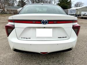 Increíble Toyota Mirai 2017 con Transmisión Automática - Product Image 6