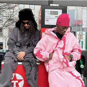 Ensemble survêtement homme en coton 220 g/m² imprimé avec logo personnalisé, sweat à capuche oversize avec fermeture éclair et pantalon de jogging léger décoré de strass - Product Image 3