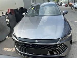 Auto Usado 2024 DM-i PHEV, 55 KM de Autonomía EV, 1.74L/100km, Automático, Asientos de Cuero, Llantas de Aleación R17, Portaequipajes de Techo, Alta Velocidad, NOA, Auto Familiar - Product Image 2