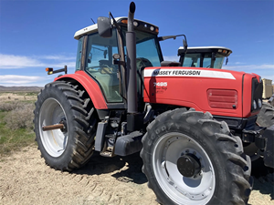 Tracteur Massey Ferguson 7495 avec moteur diesel 6 cylindres et capacité de levage hydraulique - Product Image 4