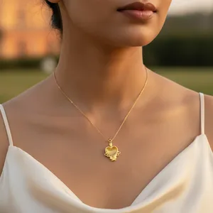 Collar con Colgante de Corazón Chapado en Oro para Mujer, Elegantes Colgantes y Dijes Finos, Regalo - Product Image 1
