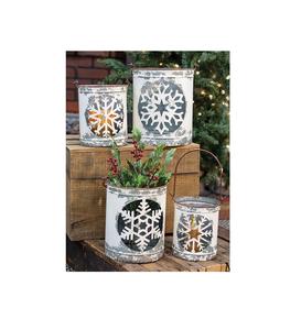 Seau de Noël en métal parfait pour la décoration saisonnière de la maison ou l'emballage de panier cadeau pendant la saison de Noël - Product Image 1