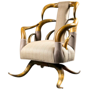 Chaise en corne de boeuf naturelle, design indien poli et confortable, fabriqué à la main, pour chambre à coucher ou villa - Product Image 1