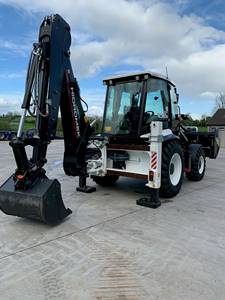 Nueva retroexcavadora compacta Hidromek 62ss con componentes centrales Mini Skid Steer Log Tractor Motor de bomba de carga frontal - Product Image 4