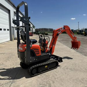 Mini-excavatrice Kubota K008-3 ultra-compacte d'occasion, conçue pour les espaces restreints, le terrassement, le creusement de fossés et les travaux d'assainissement. - Product Image 3