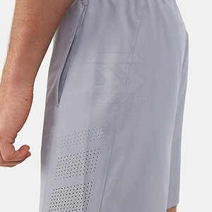 Pantalones cortos de baño para hombre de nuevo estilo Color personalizado Patrón sólido Transpirable y ecológico Runni - Product Image 3