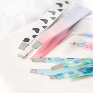 Pinzas de cejas de acero inoxidable inclinadas profesionales con herramienta de manicura de Punta puntiaguda de Pakistán - Product Image 2