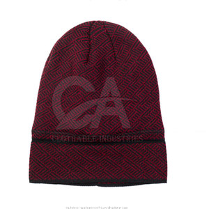 Bonnets tricotés teints en couleur unie pour l'hiver chaud de haute qualité Chapeaux Bonnets à la mode avec logo personnalisé Vente en gros - Product Image 3