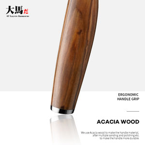 Cuchillo pequeño tipo cleaver de 67 capas de acero damasco japonés VG-10, cuchillo de cocina Nakiri con mango de madera de olivo. - Product Image 3