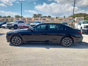 BMW Série 7 d'occasion en excellent état, modèle 2025 - Product Image 3