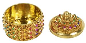 Sindoor Dibbi en laiton, fait main, design moderne et sûr |   Boîte de décoration Kumkum pour cadeau et décoration ronde multicolore - Product Image 2