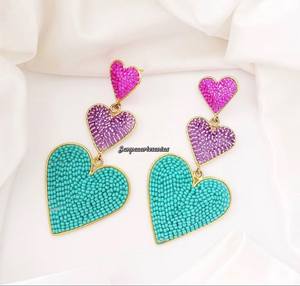 Boucles d'oreilles brodées festival avec fil coloré - Product Image 4