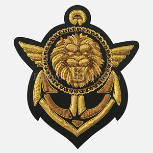 BADGE D'OFFICIERS DE LA MARINE ROYALE BRODÉ À LA MAIN - Product Image 1