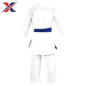 Les hommes de style respirant de qualité supérieure portent un uniforme de karaté, au meilleur prix, des uniformes de karaté pour adultes - Product Image 4