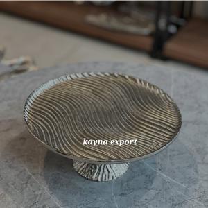 Exhibidor de Alimentos de 2 Niveles para Hoteles y Restaurantes, Soporte para Cupcakes de Aluminio Hecho a Mano con Diseño de Rayas Decorativas, Certificado CE, Forma Personalizada con Logotipo - Product Image 3