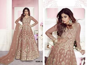 Royal export-vestido de trabajo bordado, nuevo diseño, aspecto de boda, pesado, color con fondo y dupatta - Product Image 5