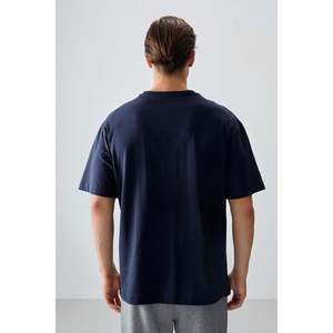 Camiseta de Hombre Azul Marino 100% Algodón Jersey Grueso Suave Texturizado Corte Holgado Estampada-88359 - Product Image 2