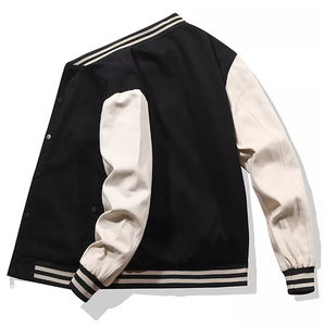 Chaqueta Varsity Impermeable Personalizable para Hombre, con Cuello Alto y Recubrimiento Moderno, Gran Venta 2024 - Product Image 3