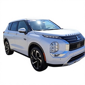Auto Usado en Buen Estado 2024, Out Lander PHEV SE Sedán en Venta, Tracción en las Cuatro Ruedas, Transmisión Automática, Asientos de Cuero, Techo Corredizo - Product Image 1