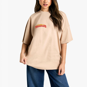 T-shirt surdimensionné à épaules tombantes pour femmes sur mesure Sérigraphie à motifs 3D de style vintage respectueux de l'environnement - Product Image 1