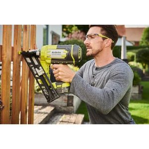 Clavadora Neumática Inalámbrica ONE+ de 18V, Calibre 15 - Product Image 3