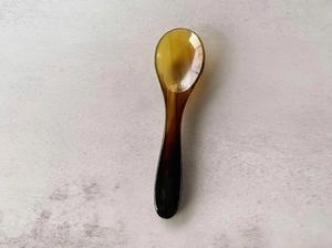 Cucharas de cuerno hechas a mano de calidad de exportación a granel para Decoración de mesa de regalo o uso diario en la cocina disponibles a un precio asequible - Product Image 2