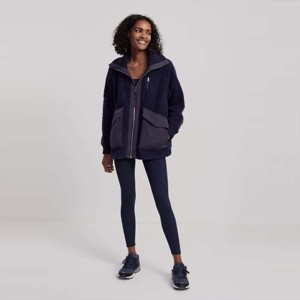 Warm and Fashionable Sherpa Colorblock Coat with Zip Closure and High Collar Perfect for Cold Weather - Product Image 2