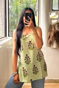 Las mujeres indias hechas a mano usan Kurtis Hand Block Print Túnica Top Blusa Short Kurtis con ribete Floral Print Kurtis en venta al por mayor - Product Image 2