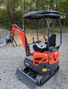 จัดส่งฟรี ได้รับการรับรองมาตรฐาน EPA CE รถขุดขนาดเล็ก GH20 ใหม่เอี่ยม 1 ตัน เครื่องยนต์เบนซิน 15 แรงม้า ยี่ห้อ Briggs ใช้เวลา 0.3 ชั่วโมง ระบบป้องกันการพลิกคว่ำ (ROPS)  หัวหนีบไฮดรอลิก - Product Image 4