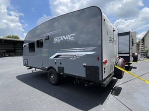 Proveedor Verificado de Autocaravana Usada V-e-n-t-u-r-e Rv Sonic Lite 160VFB 2024 en Venta - Product Image 6