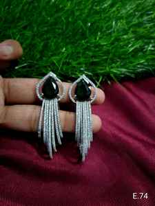 BOUCLES D'OREILLES DE STYLE CLASSIQUE DE DIAMANT AMÉRICAIN TRADITIONNEL ET À LA MODE PLAQUÉ-BOUCLES D'OREILLES DE CADEAUX D'ANNIVERSAIRE ET DE NOËL - Product Image 3