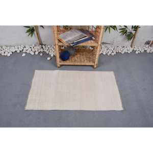 Alfombra Turca Vintage de 1.8x3.3 pies (54.5x100.5 cm), Alfombra Kilim Beige Gris con Diseño de Patchwork - Product Image 2