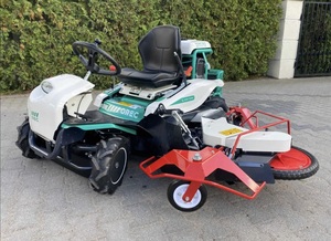 Tondeuse autoportée OREC Rabbit RMK180, tondeuse inter-rangs, bricolage, moteur à essence 2 temps, 21 CV, moteur bicylindre en V, surveillance à distance, 1 an - Product Image 2