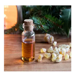 Olio di incenso biologico 100% imballaggio puro e personalizzabile disponibile per gli esportatori olio essenziale di incenso il miglior olio