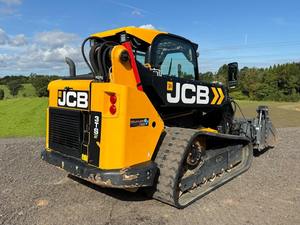 Cargadora de orugas telescópica usada 3TS-8T de 74HP con brazo telescópico: ¡Compre ahora para proyectos de construcción y agricultura! - Product Image 5