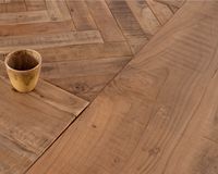 Table à manger en bois pour la maison, le bistrot, le café et le restaurant, avec plateau en bois de teck au design texturé, finition vieillie à la main, base en métal gris