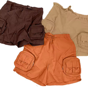 Pantalones cortos de nailon con cintura elástica y bolsillo de parche 3D con bordado unisex y logotipo personalizado para verano - Product Image 4