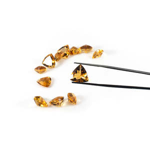 Citrine naturelle de haute qualité, taille triligne 5 mm et 6 mm, pierres précieuses jaunes et arc-en-ciel facettées, qualité AAA, fabriquées à partir de Tanzanite et d'Apatite - Product Image 3