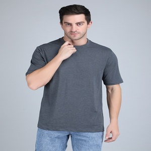 T-shirt à col rond pour homme Street wear Chemise imprimée en coton avec différentes méthodes d'impression et différentes matières T-shirts à manches longues - Product Image 1