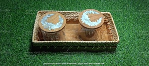 Juego de regalo de tarro de acrílico de lujo con tapas elegantes con Incrustaciones de nácar y cubiertas de bandeja de madera Eid Ramadan Celebration Edition - Product Image 4