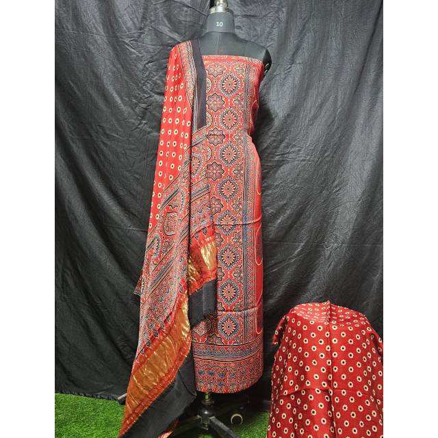 ปะการังสีแดง