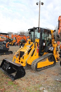 Retroexcavadora JCB Usada/Nueva con Cargador Frontal, Modelos 4CX, 3CX, 4DX, 1CX, 4x4, 1CXT, con Tracción de Orugas o Ruedas, Mini Tractor, Aire Acondicionado y Compartimento - Product Image 3