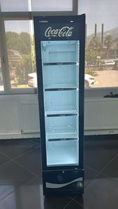 Refrigerador Exhibidor de Bebidas Comercial Vertical de 221 L con Una Puerta de Vidrio, Enfriamiento por Aire, Color Blanco, Certificado CE, con 5 Estantes - Product Image 2