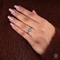 Bague Symbole Om en Diamant de Laboratoire Or Blanc Massif 14K Taille Brillant Bijou Spirituel Religieux Cadeau Femme Fabricant Fournisseur
