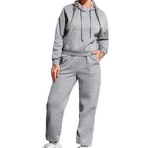 Sudaderas y Conjuntos Deportivos de Alta Calidad al por Mayor, Traje Deportivo de Felpa Técnica para Entrenamiento y Jogging, Chándal Personalizado para Mujer - Product Image 4