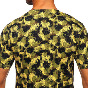 T-shirt respirant de sublimation de taille personnalisée pour les hommes, vente à chaud de t-shirts de sublimation de haute qualité pour les hommes avec logo personnalisé - Product Image 3