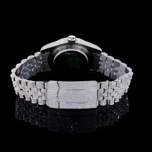 Reloj de Diamantes Plateado Moderno de Primera Calidad para Fiestas de Trabajo y Regalos, Disponible para Exportación, Precio desde India - Product Image 4