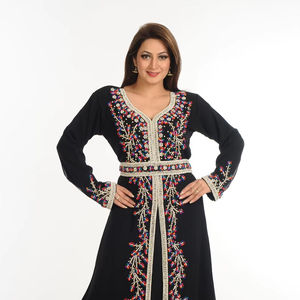 Black Zari Work Stones & Beads Embellish Georgette Estilo islámico Arabian Maxi Partywear Kaftan - Product Image 1