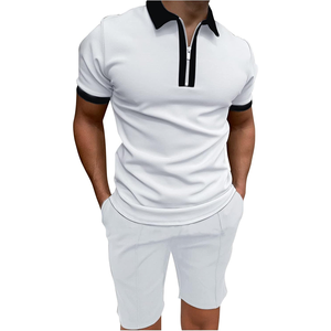 Conjunto de pantalones cortos tipo polo con ribete en contraste para hombre, conjunto informal de dos piezas con cuello de cremallera para verano, ropa de calle y salón - Product Image 3